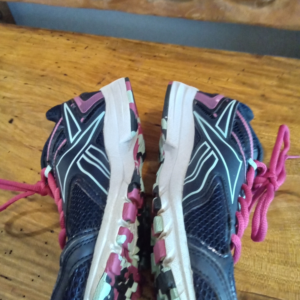 Reebok Quick Chase Size 7 Blue and Pink Running Sneakers - Picture 13 of 15